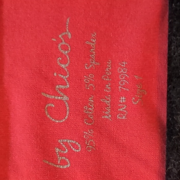 💵2/$10Bundle and Save💵Chico's| Red V-neck Short Sleeved T-shirt Cotton Spandex - Picture 11 of 12